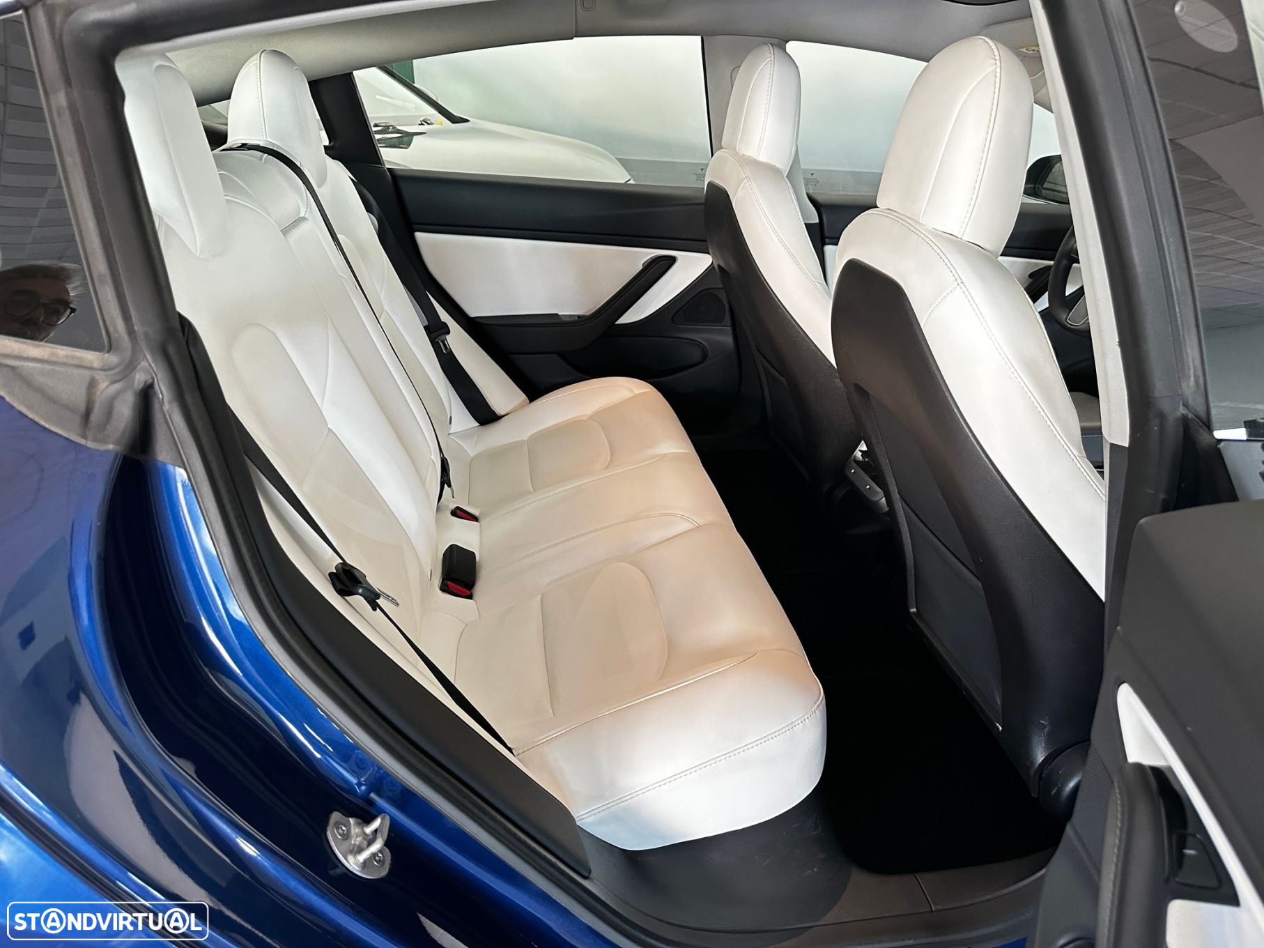 Tesla Model 3 - 25
