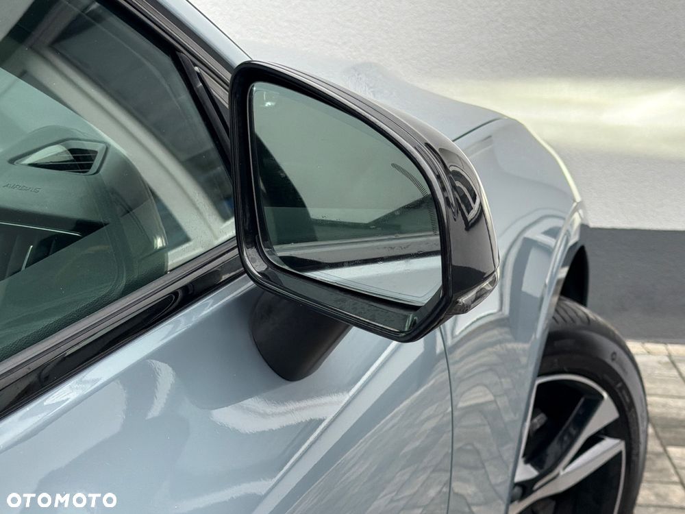 Volvo V60 B3 B Plus Dark - 21