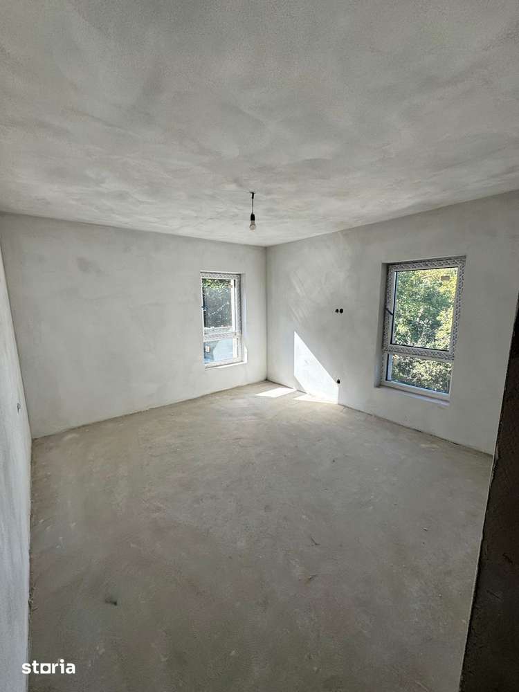 Casa tip duplex  P+ E , zona Brădet , 143 mp utili - Imagine principală: 4/10