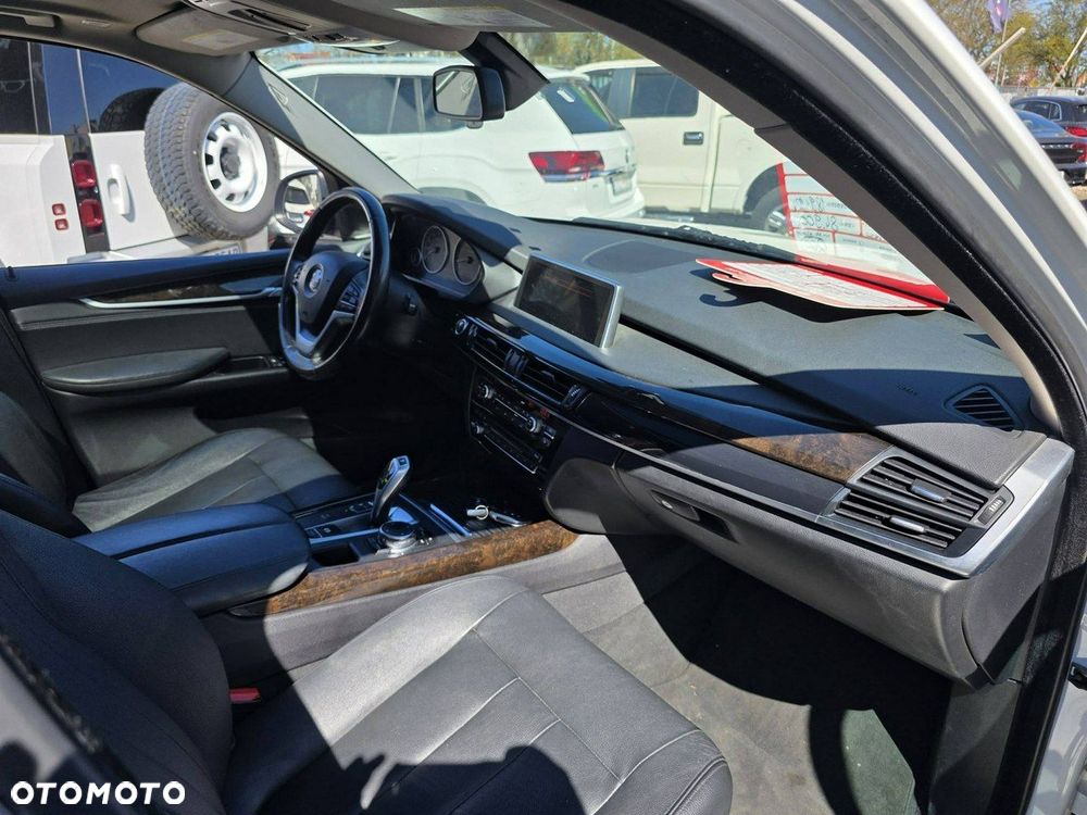 BMW X5 xDrive35i Edition Exclusive - 29