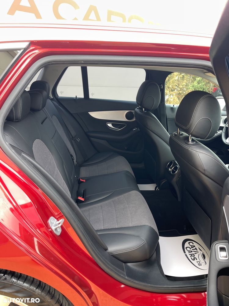 Mercedes-Benz C 220 d 4Matic 9G-TRONIC Avantgarde - 24