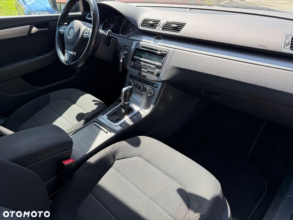 Volkswagen Passat 2.0 TDI 4Mot Highline DSG - 20
