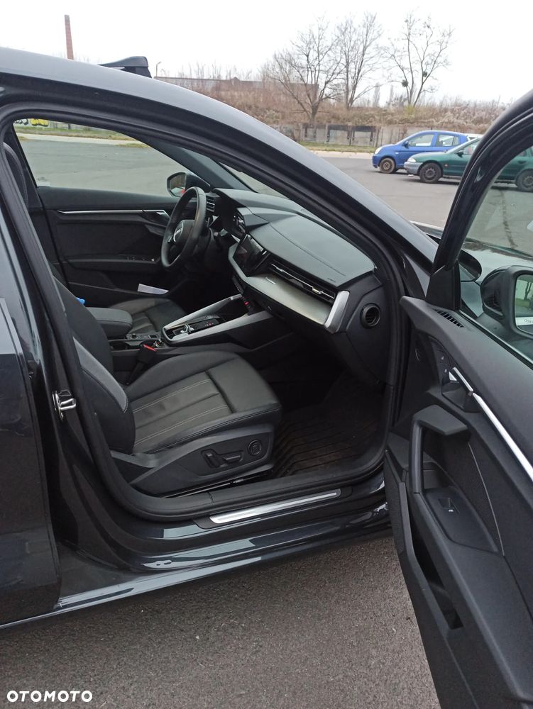 Audi A3 Limousine 40 TFSI quattro S tronic advanced - 14