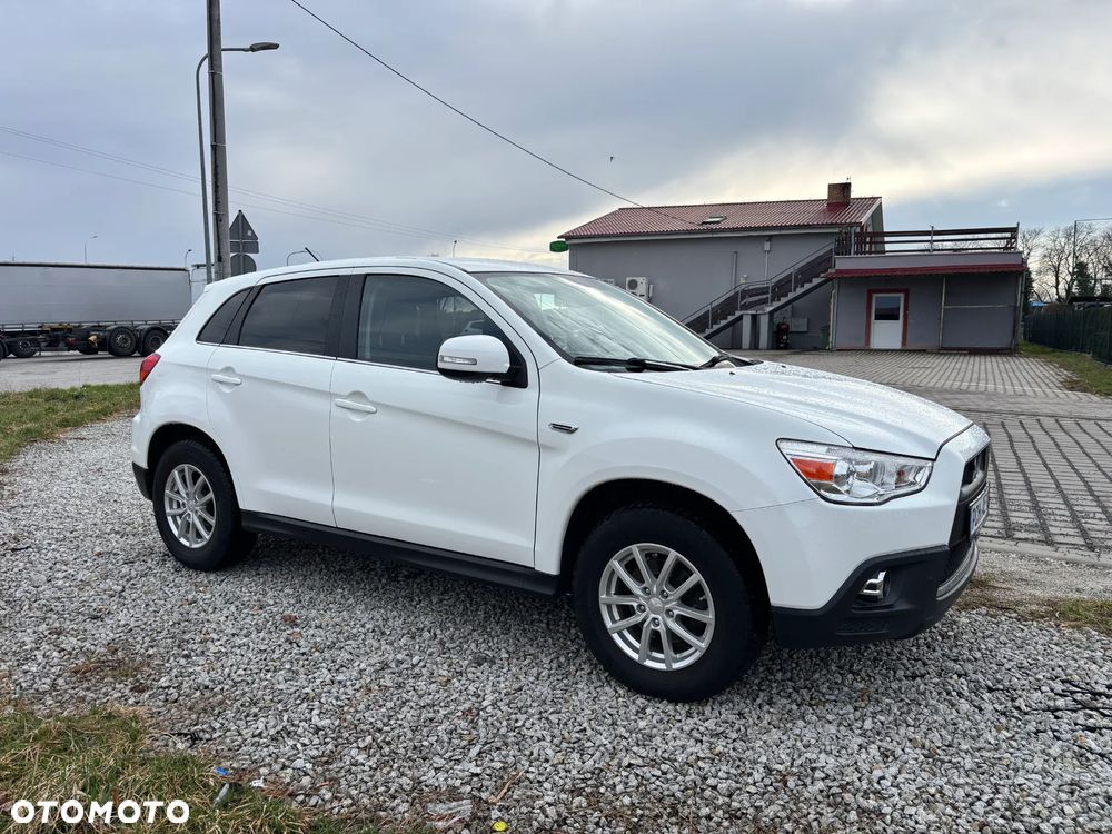 Mitsubishi ASX 1.8 DI-D 2WD Inform - 18