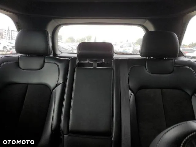 Jeep Grand Cherokee - 9
