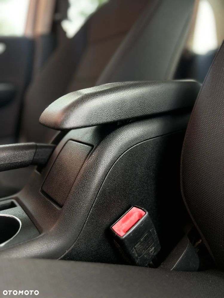 Mercedes-Benz Klasa B - 31