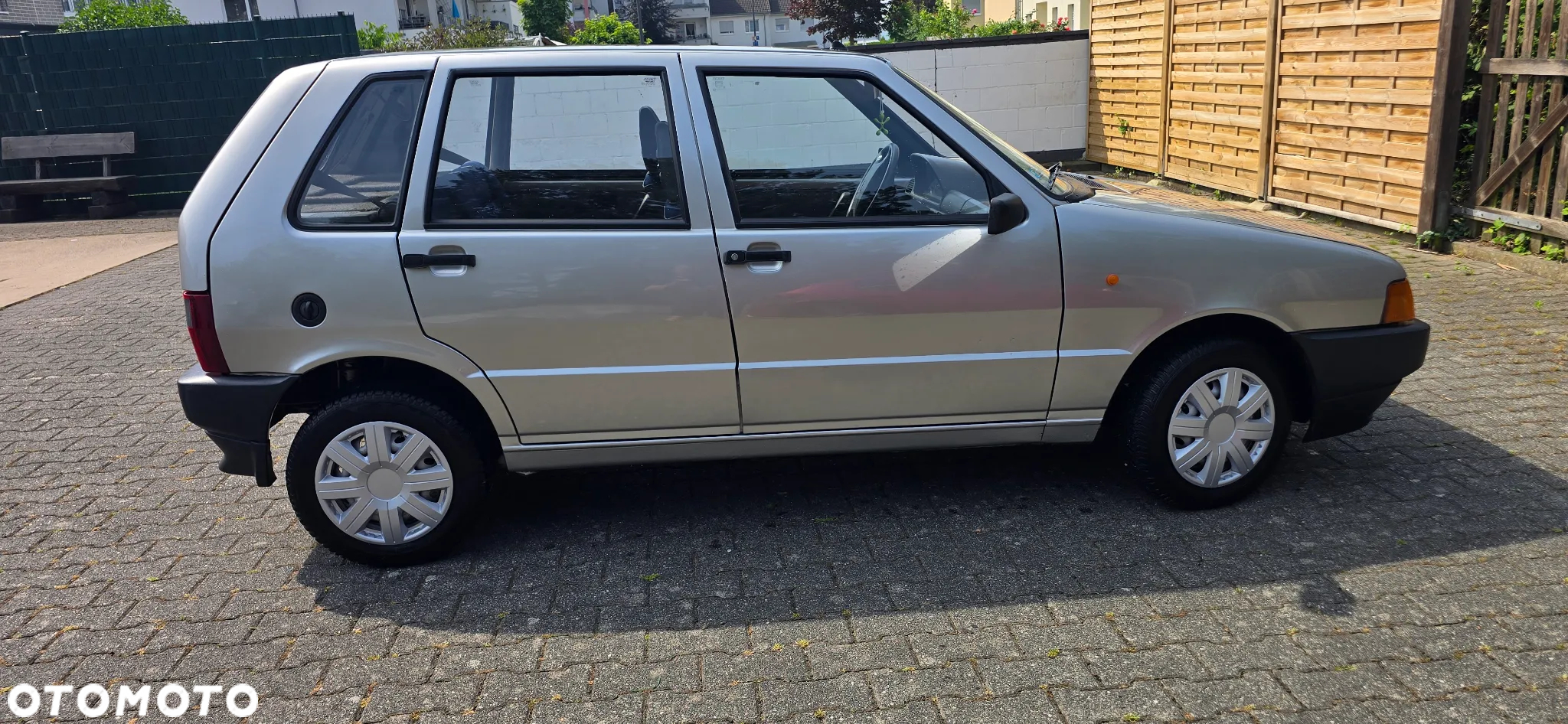 Fiat Uno 899 - 2