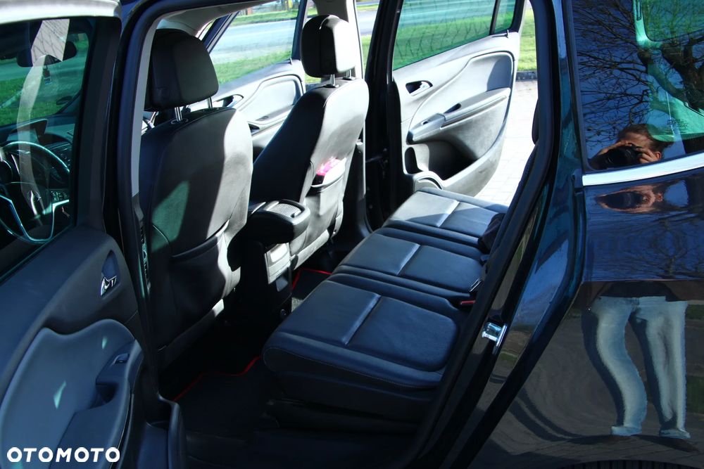 Opel Zafira Tourer 2.0 CDTI Edition - 10