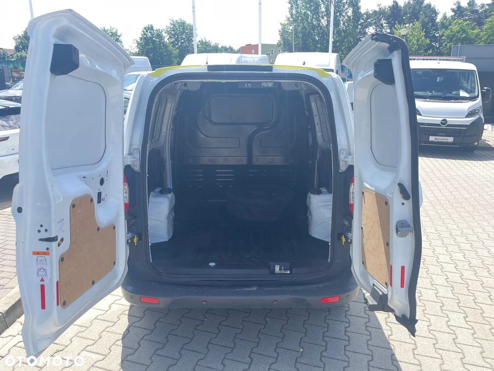 Ford Transit Courier - 5