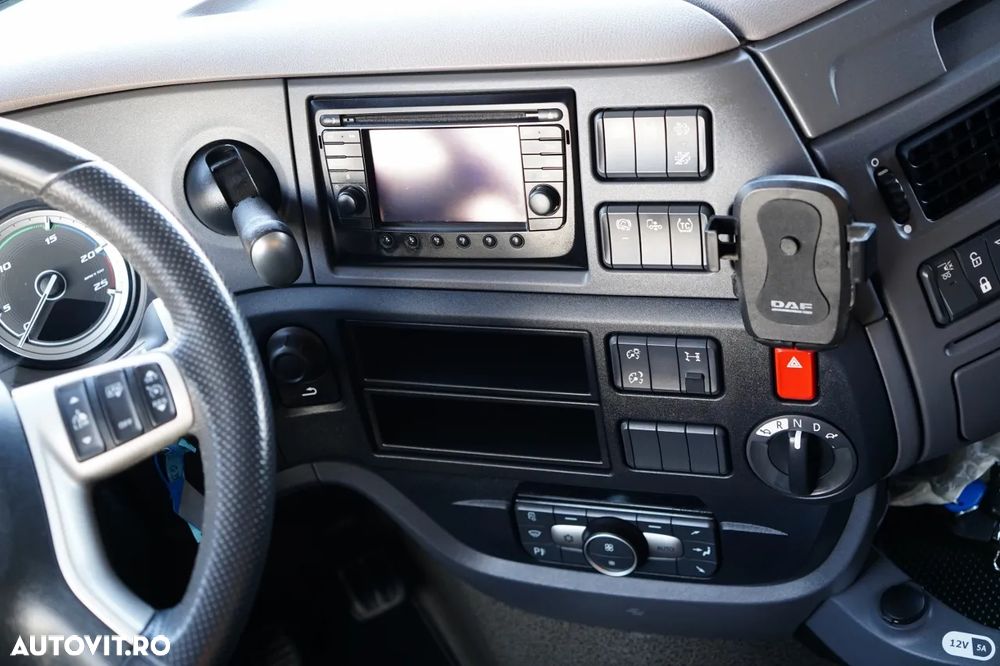 DAF XF 530 / RETARDER / I-PARK COOL / CABINĂ SUPER SPACE / - 29