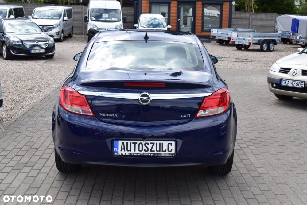 Opel Insignia - 8