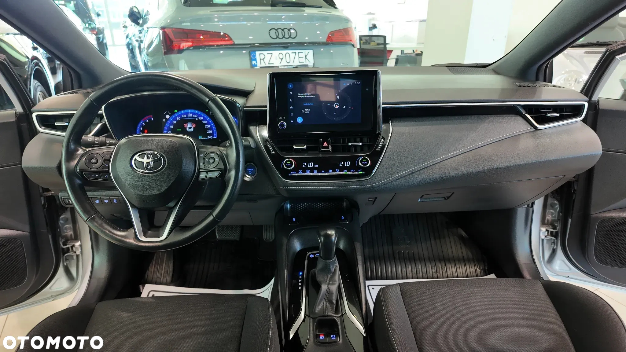 Toyota Corolla 1.8 Hybrid Active - 33