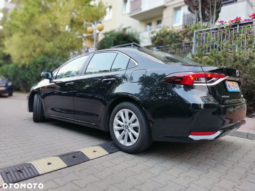 Toyota Corolla 1.8 Hybrid Comfort - 8
