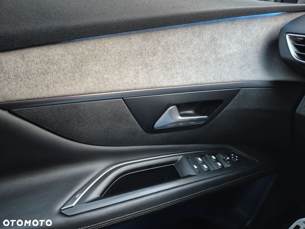 Peugeot 3008 BlueHDi 180 Stop & Start EAT6 GT - 28