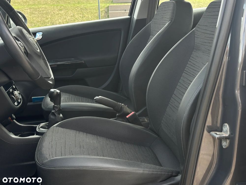 Opel Corsa - 20