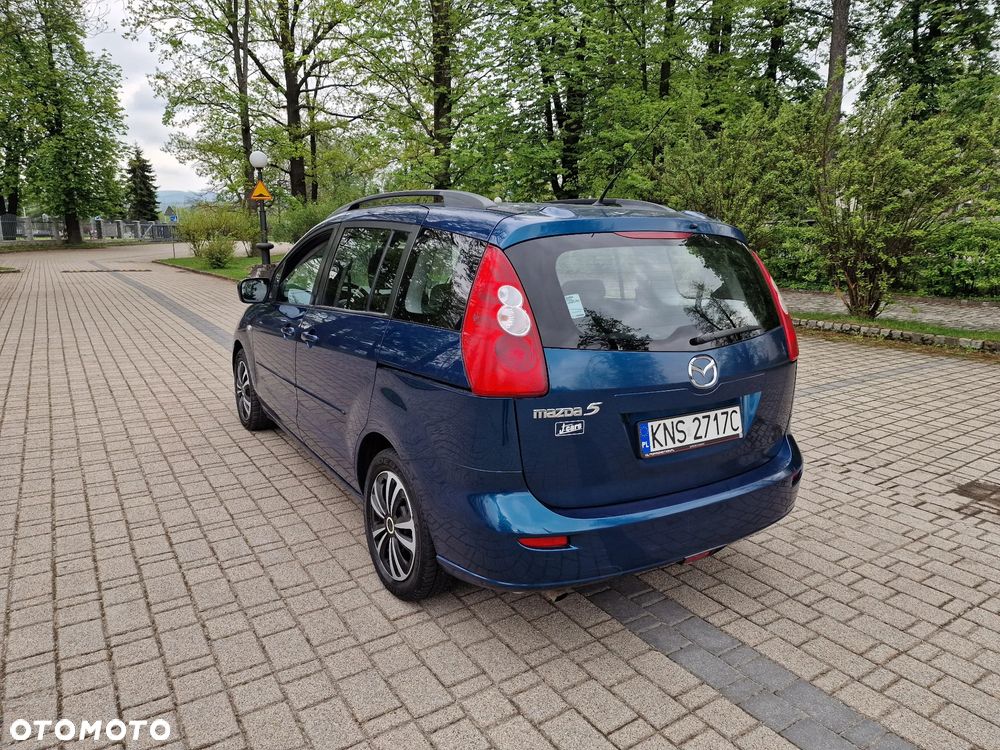 Mazda 5 - 7