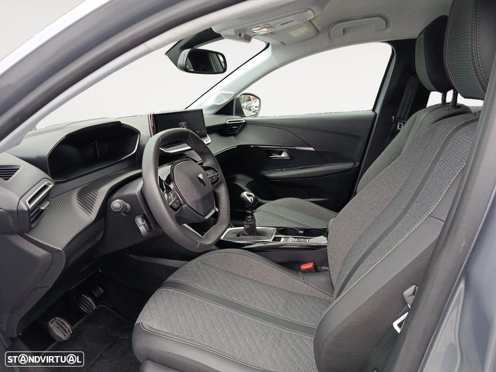 Peugeot 208 1.2 PureTech Allure - 9