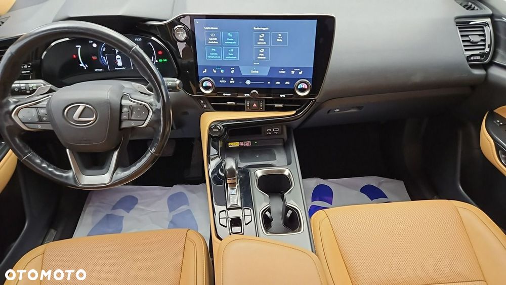 Lexus NX 450h+ Omotenashi AWD - 13