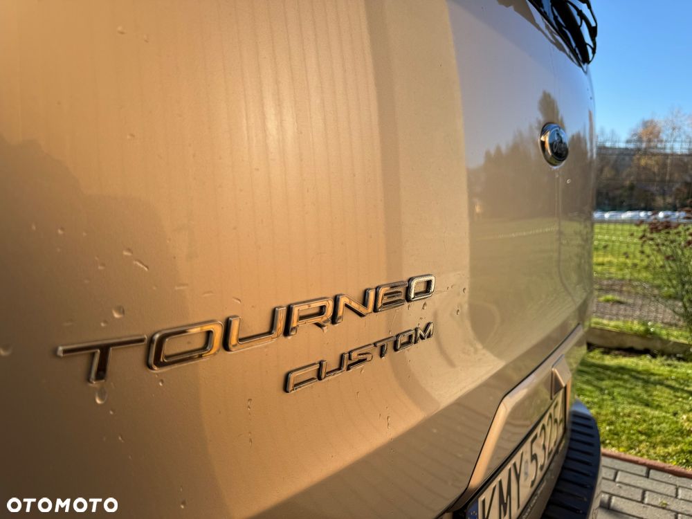 Ford Tourneo Custom 2.0 EcoBlue L2 Titanium - 14