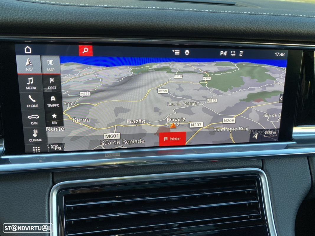 Porsche Panamera 4 E-Hybrid 10 Years Edition - 22