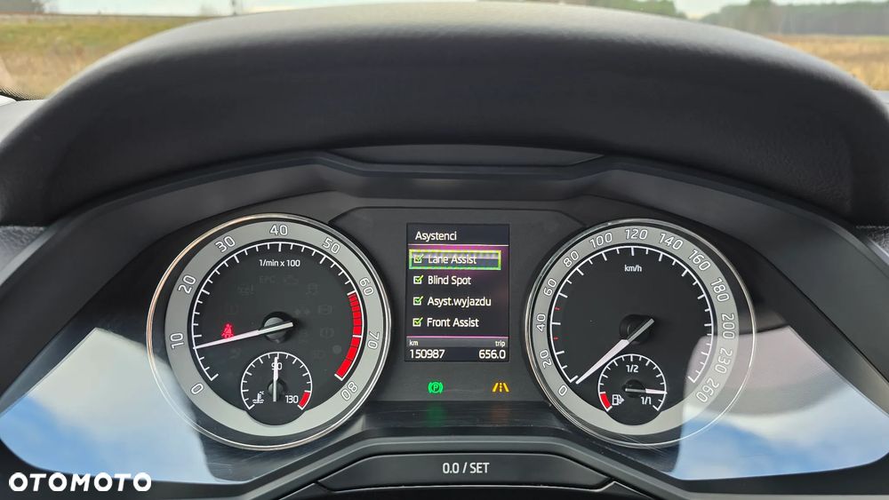 Skoda Superb 2.0 TSI 4x4 L&K DSG - 12