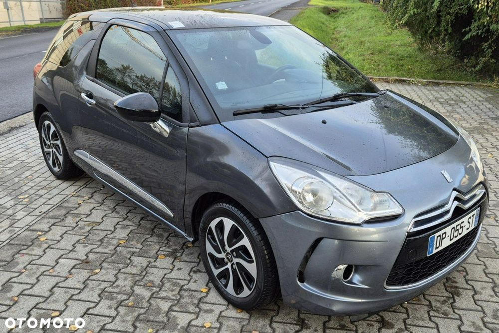 Citroën DS3 e-HDi 90 FAP SoChic - 4