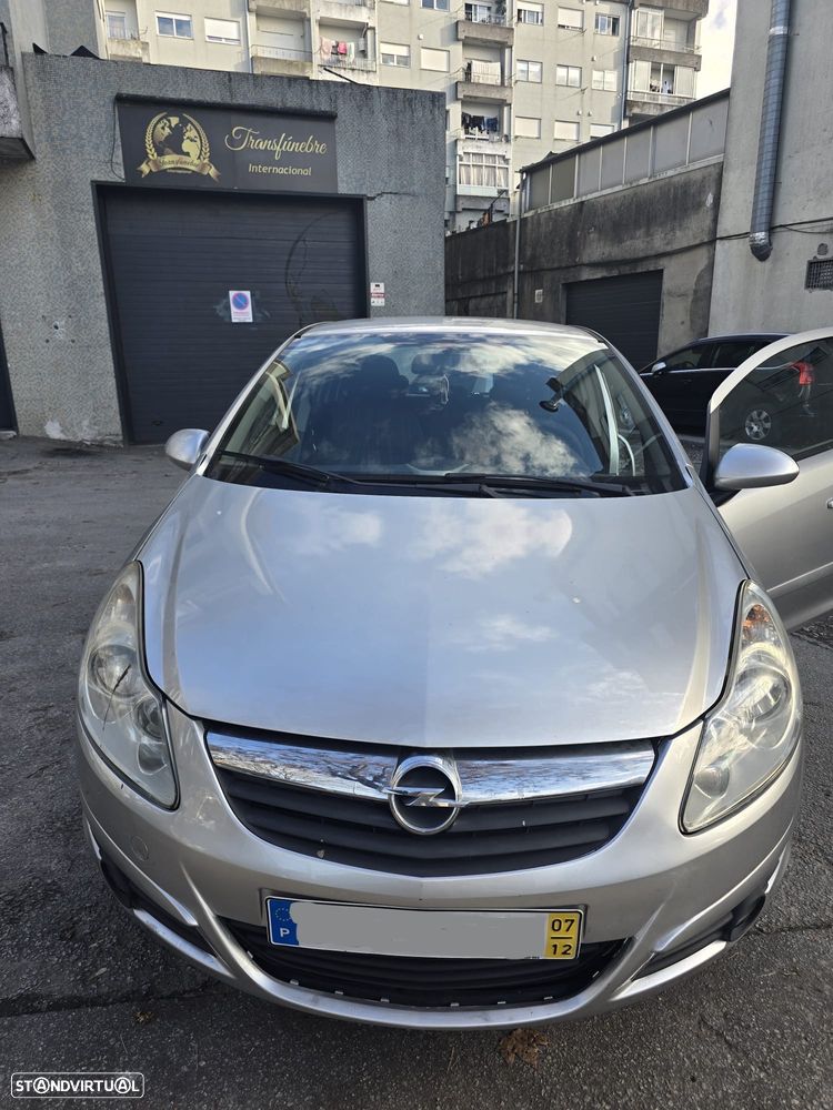 Opel Corsa 1.2 Enjoy - 1