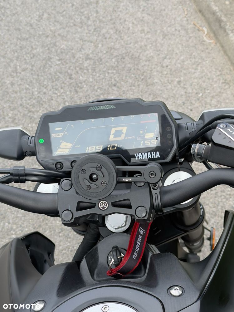 Yamaha MT - 5