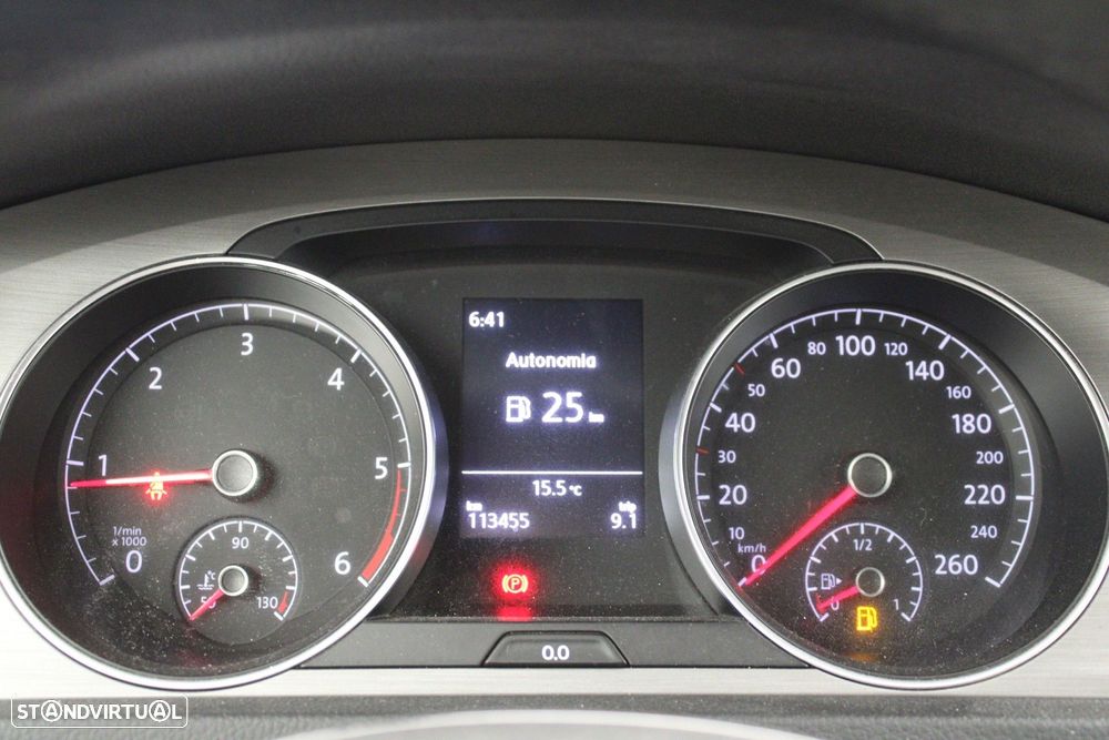 VW Golf 1.6 TDi Confortline - 14