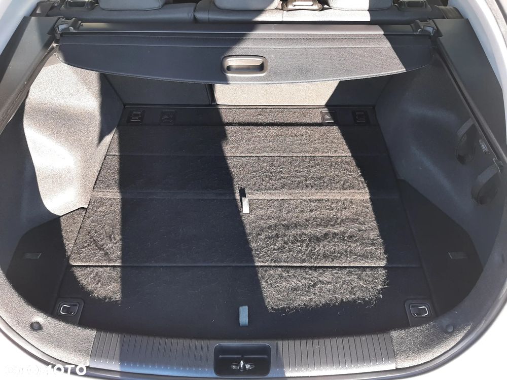 Kia Ceed 1.6 GDI Spirit - 23