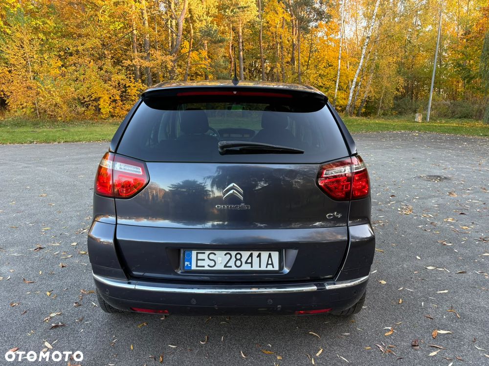 Citroen C4 Picasso 2011 photo 4