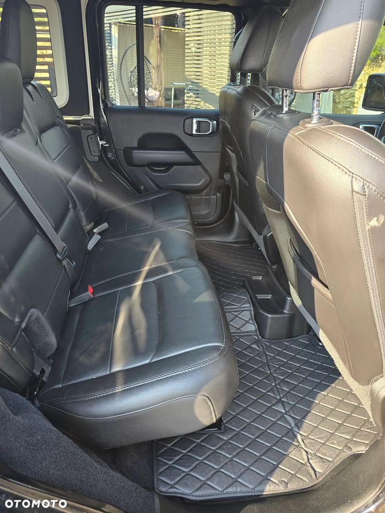 Jeep Wrangler ver-2-0-t--gdi-hardtop-awd-automatik-sahara - 16