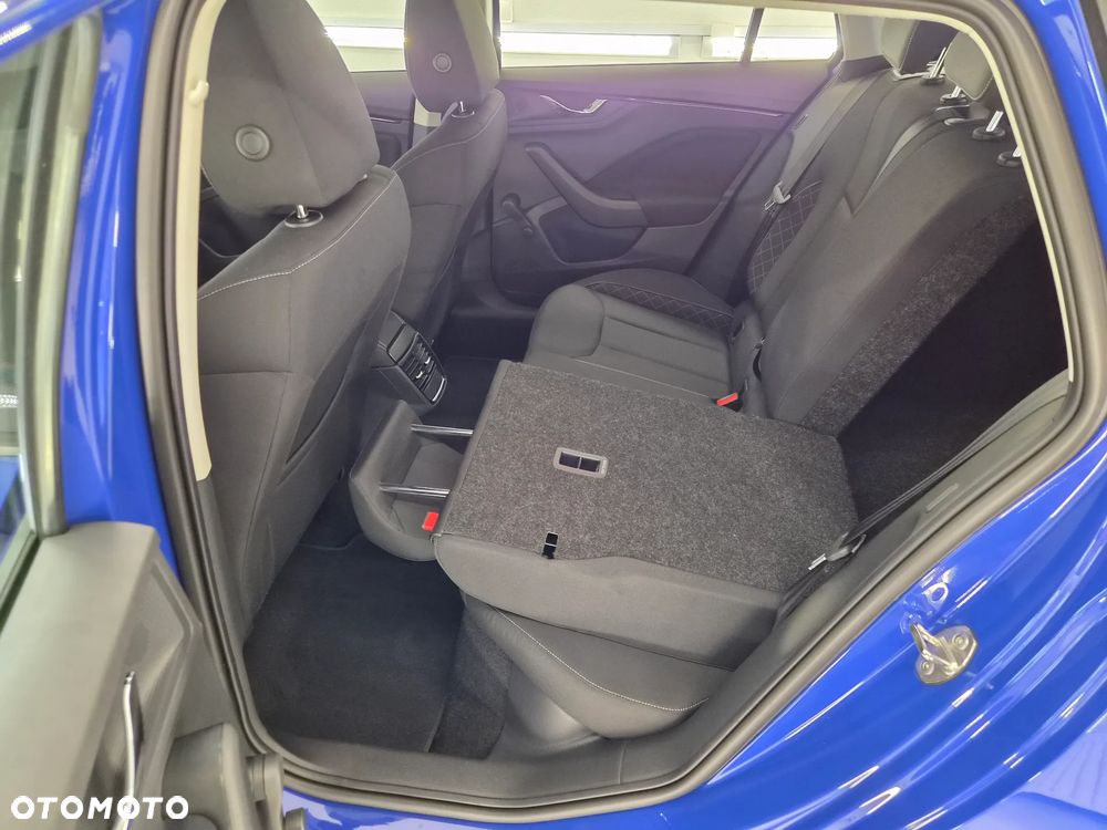 Skoda Kamiq 1.0 TSI Clever - 17