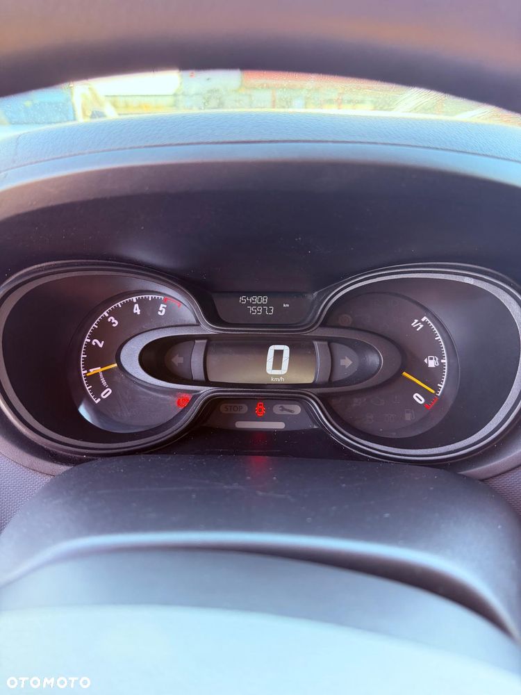Opel Vivaro - 10