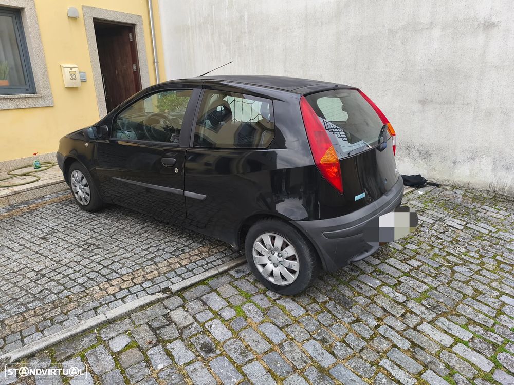 Fiat Punto 1.9 JTD HLX - 3