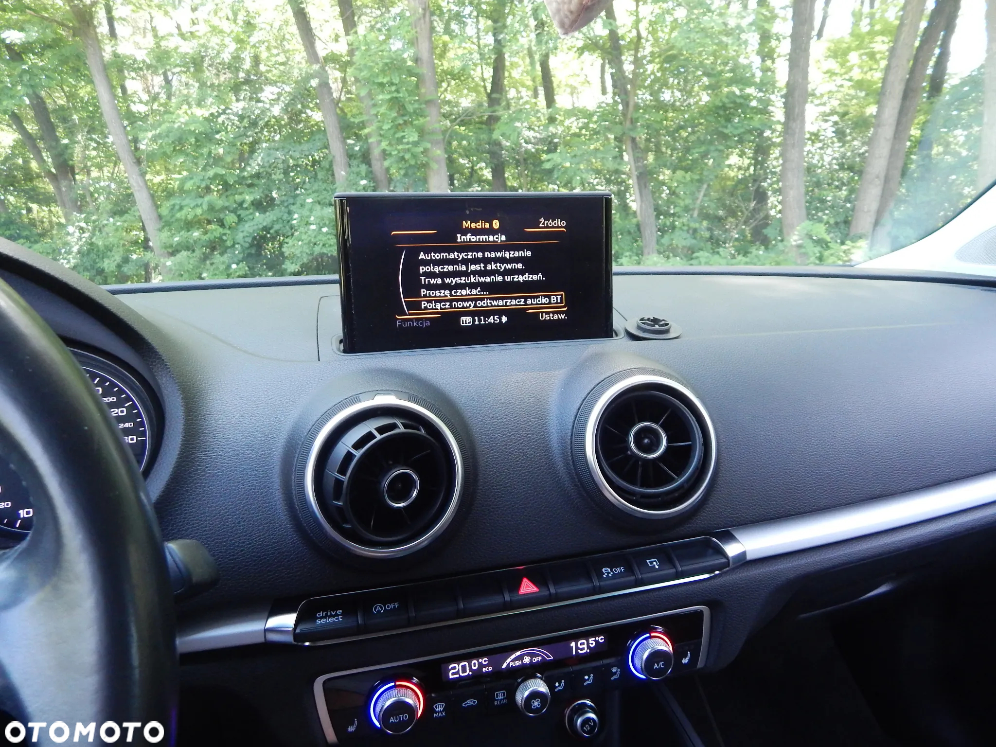 Audi A3 1.6 TDI Sportback Ambiente - 3