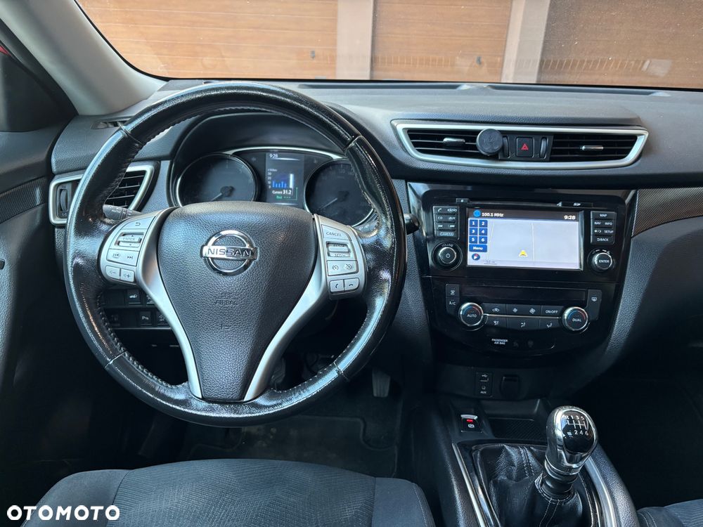 Nissan X-Trail 1.6 DIG-T N-Vision - 25