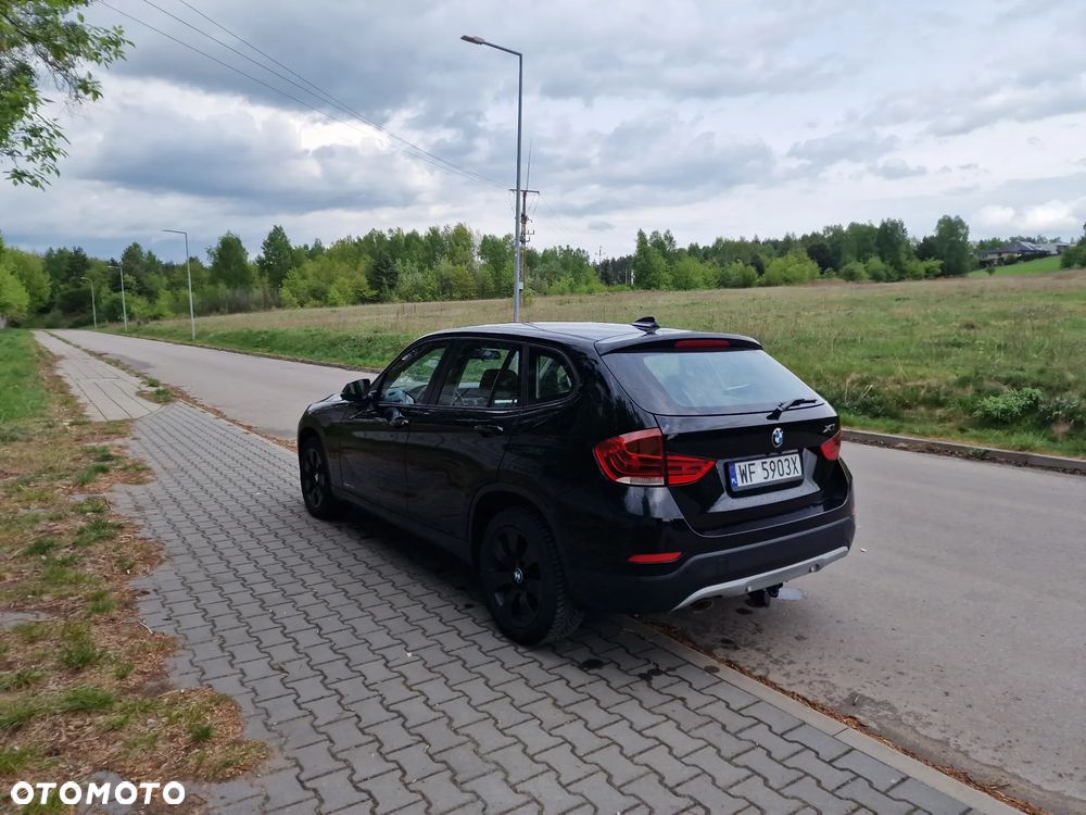 BMW X1 sDrive18d xLine - 4