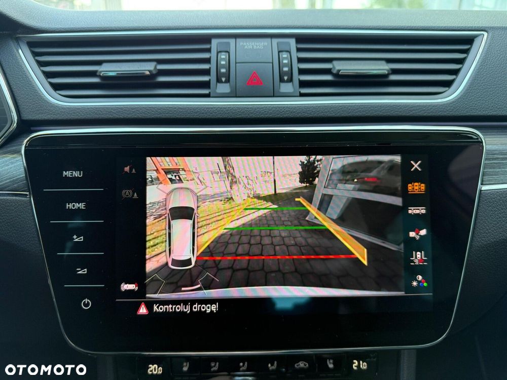 Skoda Superb 2.0 TDI SCR Style DSG - 34