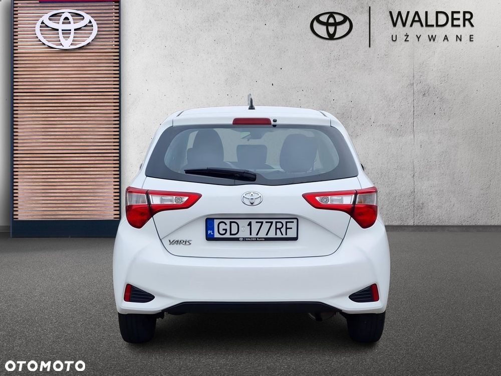 Toyota Yaris 1.0 Active EU6 - 6