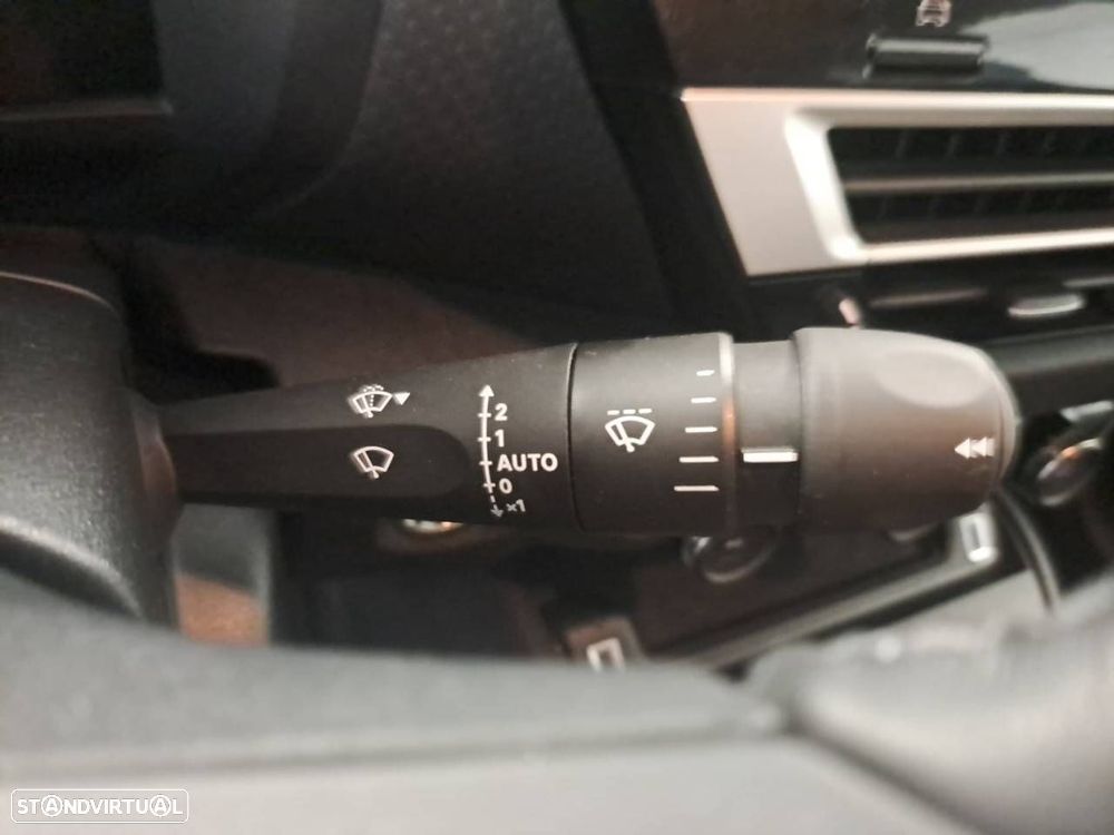 Citroën C4 1.2 Hybrid Max e-DSC6 - 15