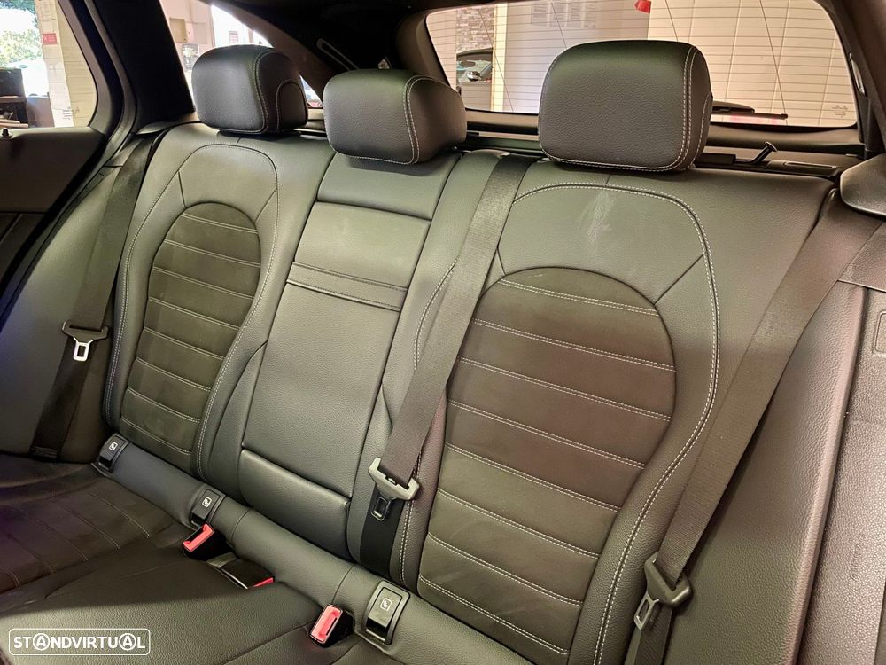 Mercedes-Benz C 300 de T 9G-TRONIC AMG Line - 38