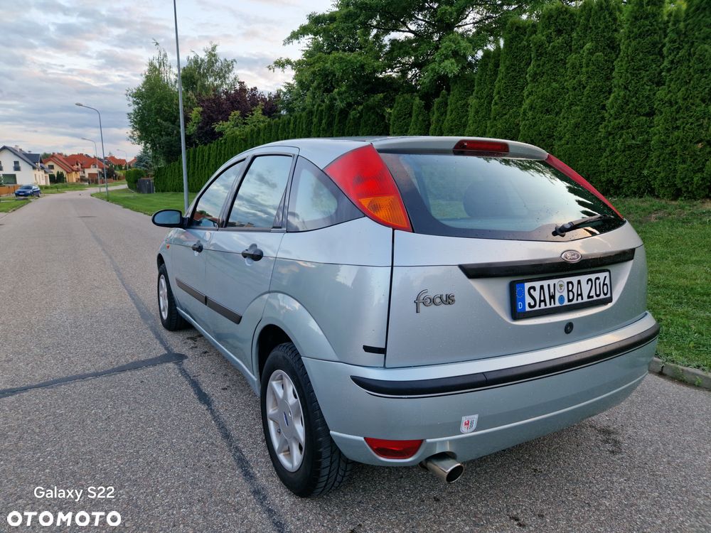 Ford Focus 1.6 16V Sport - 19
