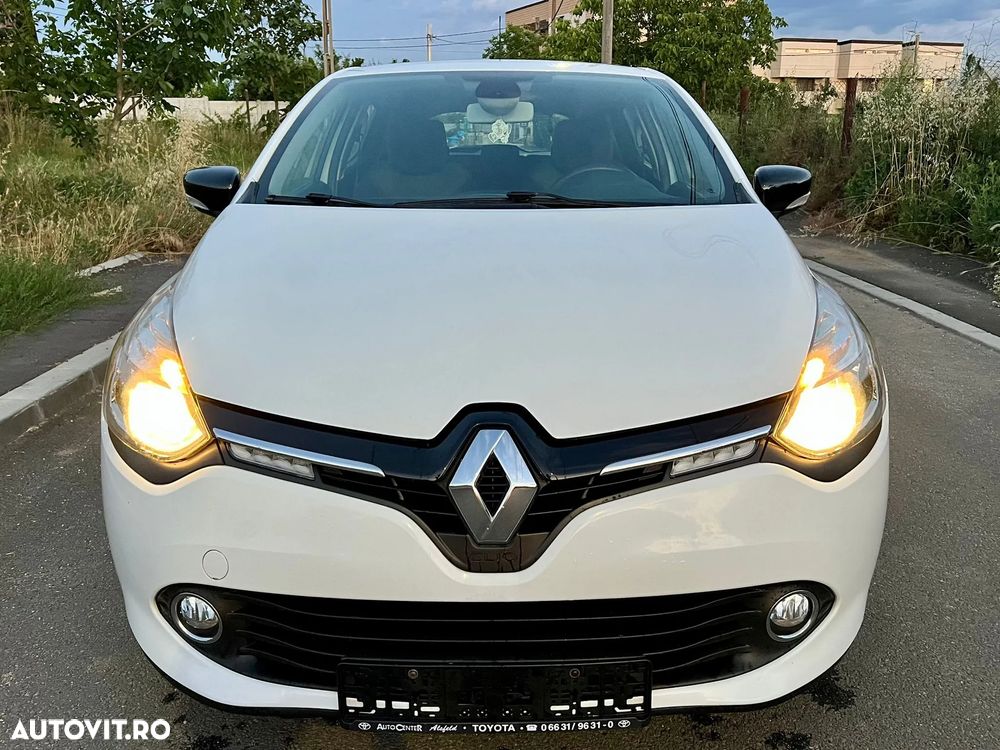 Renault Clio 1.2 16V 75 Dynamique - 10