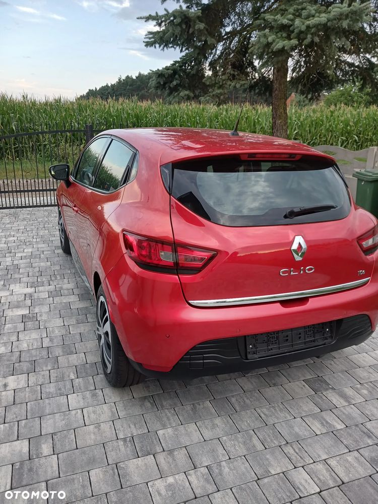 Renault Clio 0.9 TCe Business - 22