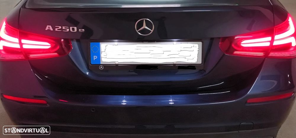 Mercedes-Benz A 250 Limousine e Style Plus - 4