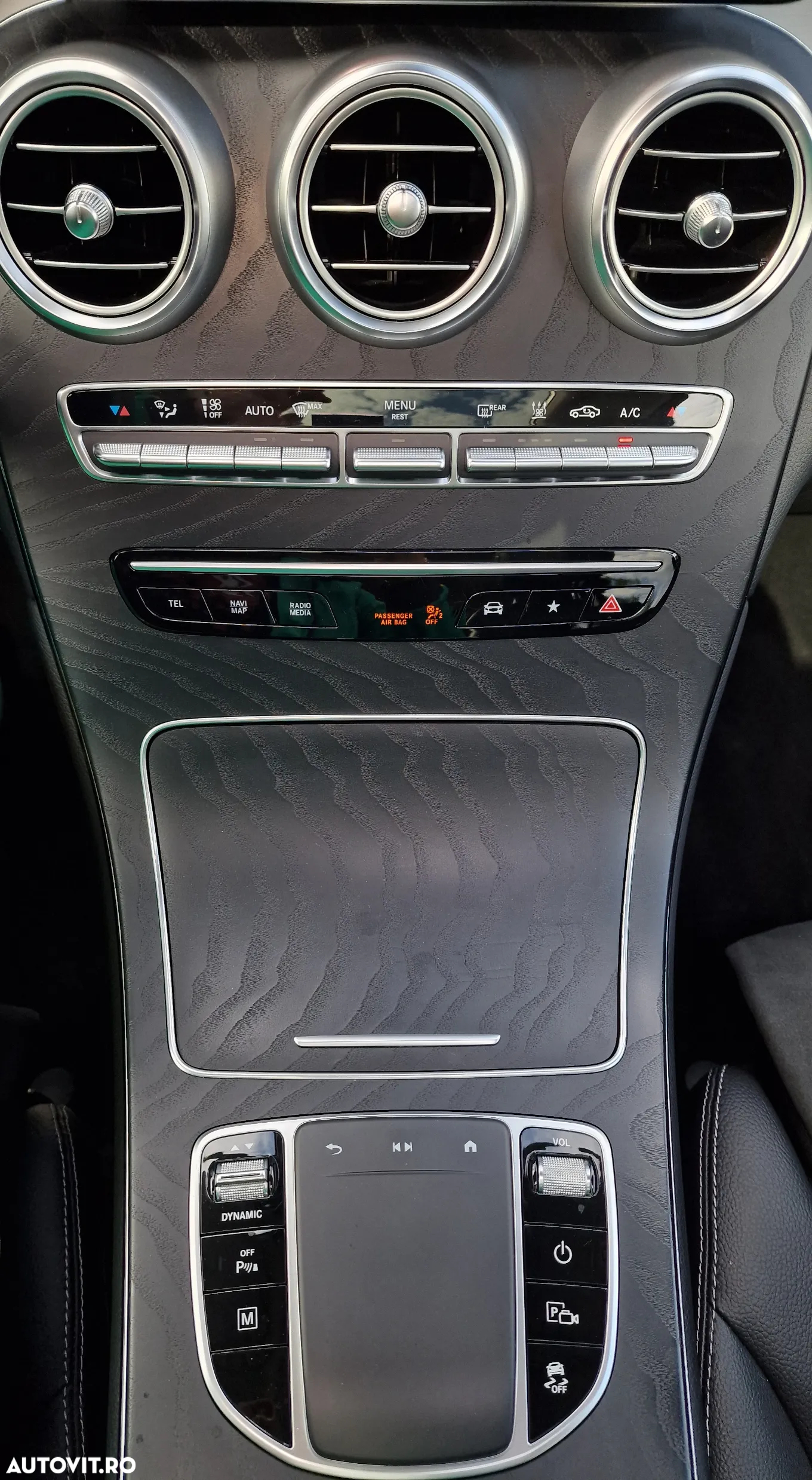 Mercedes-Benz GLC 300 d 4Matic 9G-TRONIC AMG Line - 32