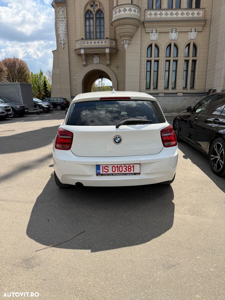 BMW Seria 1 116i - 12