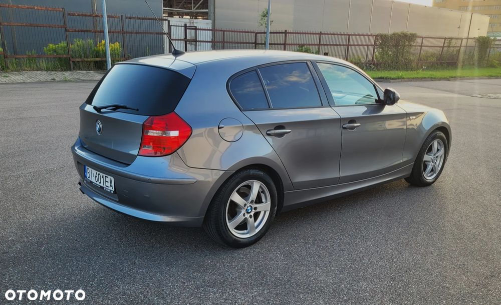 BMW Seria 1 118d - 4