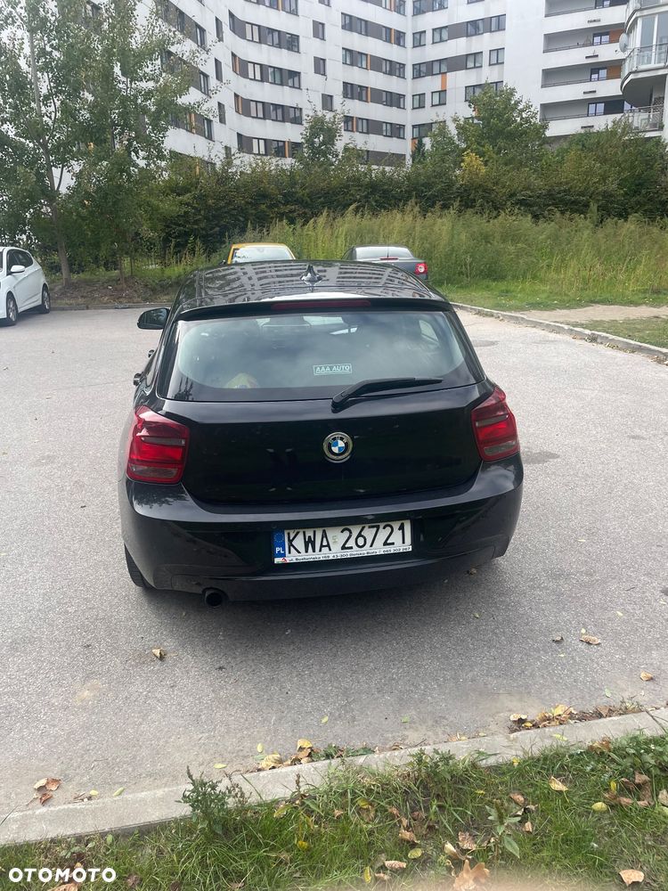 BMW Seria 1 116i - 4